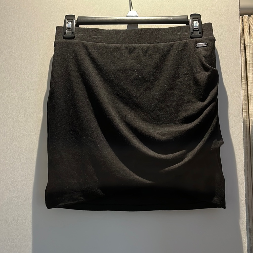 Guess mini skirt